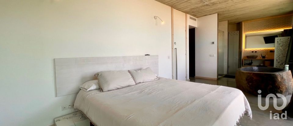 Casa 6 habitacions de 370 m² a Cabrils (08348)