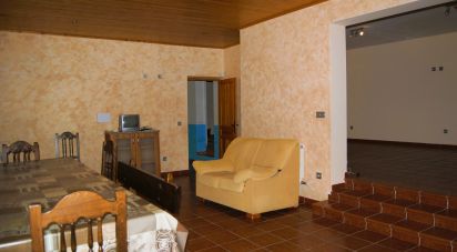 Xalet 3 habitacions de 160 m² a Valencia de Don Juan (24200)