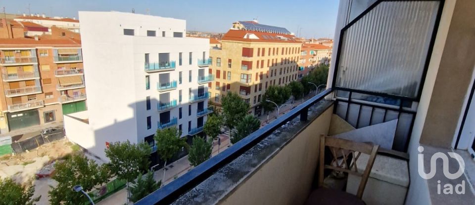 Appartement 3 chambres de 99 m² à Salamanca (37004)