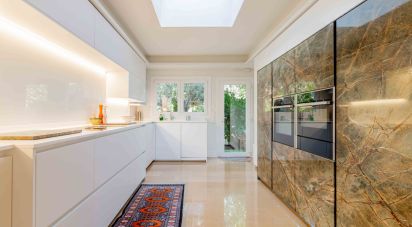 Châlet 6 chambres de 234 m² à Madrid (28055)