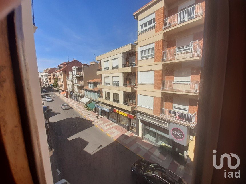 Apartment 2 bedrooms of 127 m² in La Bañeza (24750)