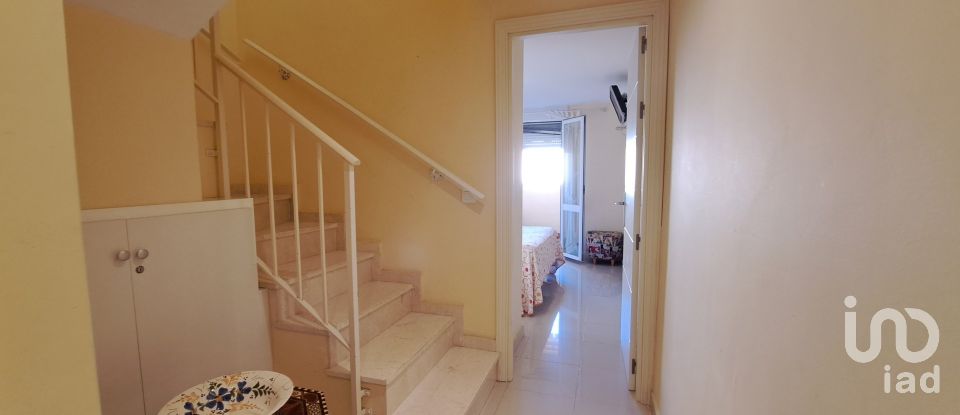 Pis 2 habitacions de 113 m² a Isla Cristina (21410)