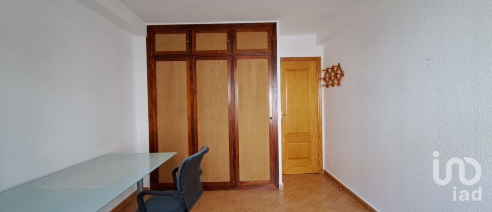 Piso 4 habitaciones de 130 m² en Isla Cristina (21410)