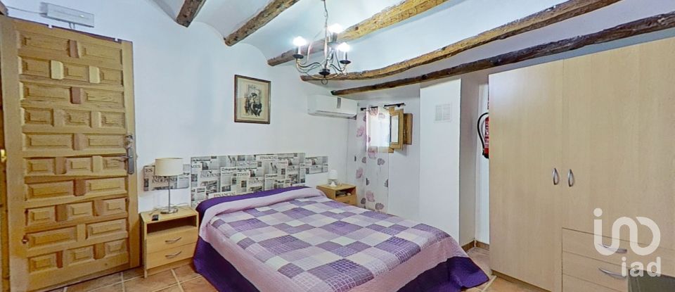Chalet 3 habitaciones de 232 m² en Atzeneta del Maestrat (12132)