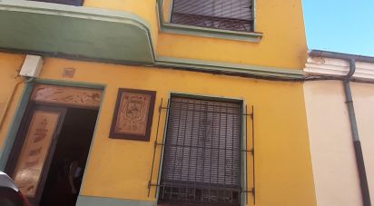 Casa 4 habitaciones de 120 m² en La Bañeza (24750)