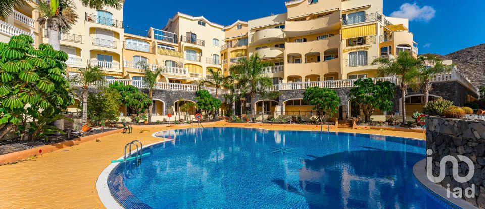 Pis 4 habitacions de 200 m² a Playa de Los Cristianos (38650)