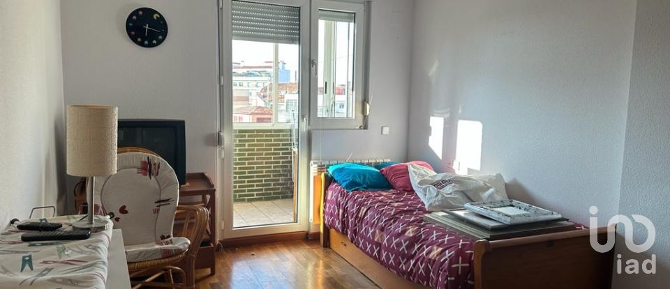 Piso 3 habitaciones de 155 m² en León (24004)