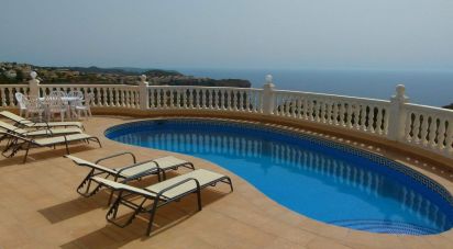 Casa 5 habitacions de 366 m² a El/Benitachell Poble Nou de Benitatxell (03726)