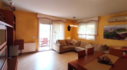 Bâtiment 3 chambres de 119 m² à L'Arboç (43720)