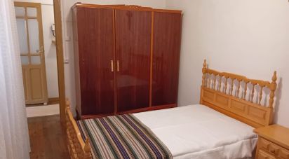 Maison 4 chambres de 332 m² à Cabrejas del Pinar (42146)