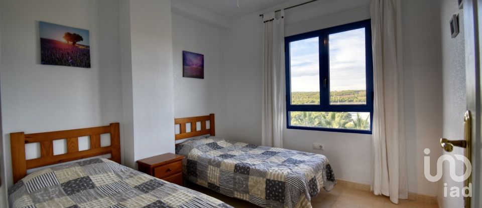 Piso 3 habitaciones de 94 m² en Urbanización Dehesa de Campoamor (03189)