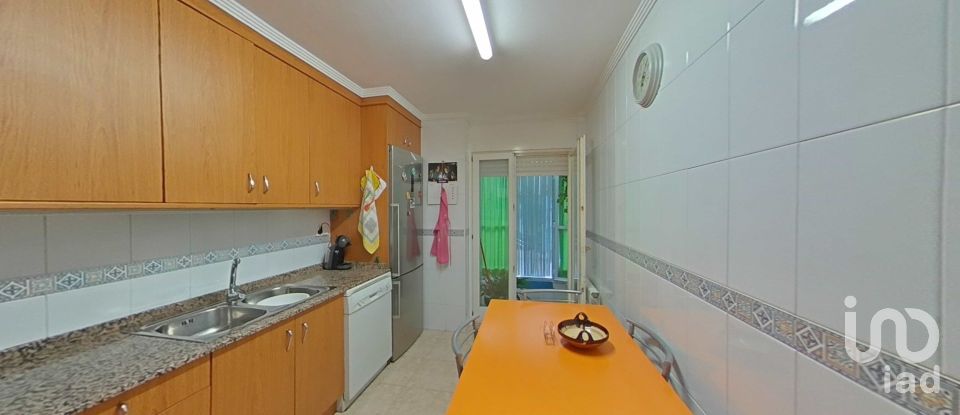 Appartement 4 chambres de 120 m² à Balaguer (25600)