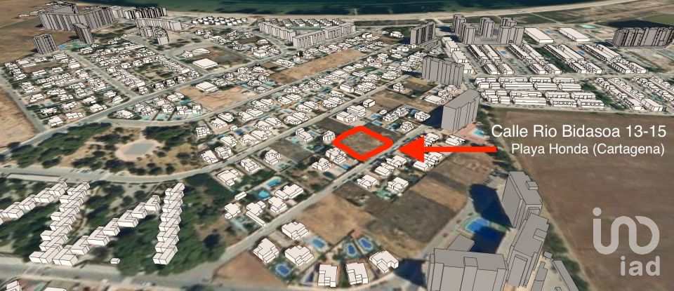 Terra de 761 m² a Urbanización Playa Honda (30385)