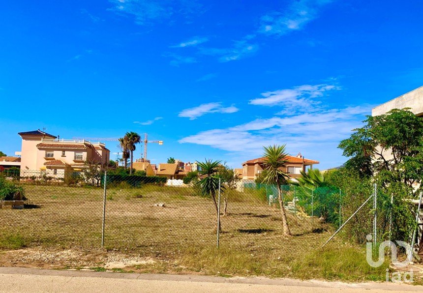 Land of 761 m² in Urbanización Playa Honda (30385)