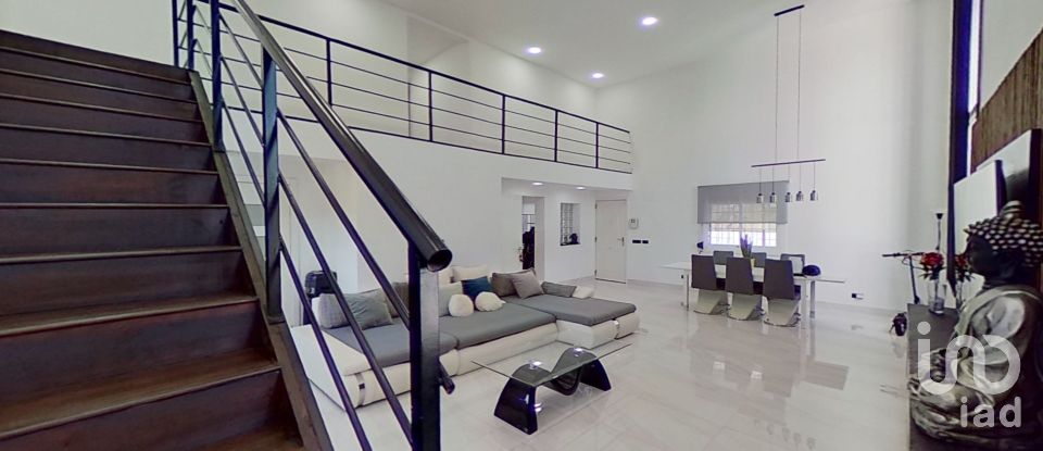 Casa 4 habitacions de 270 m² a Olesa de Bonesvalls (08795)
