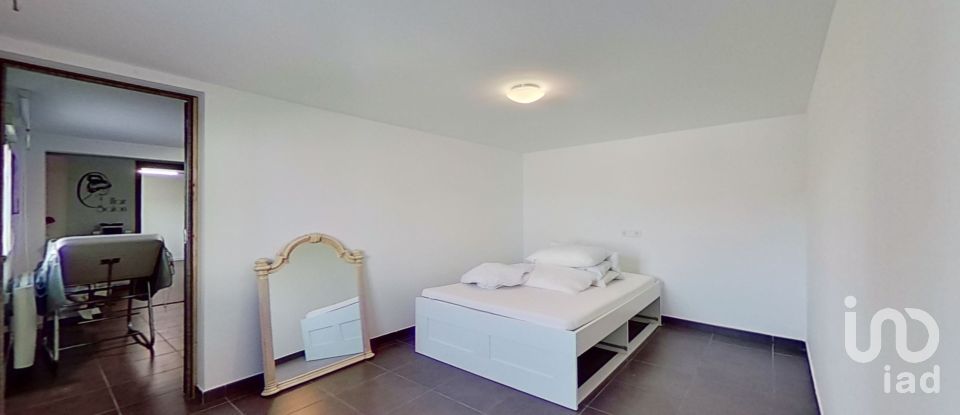 Lodge 4 bedrooms of 270 m² in Olesa de Bonesvalls (08795)