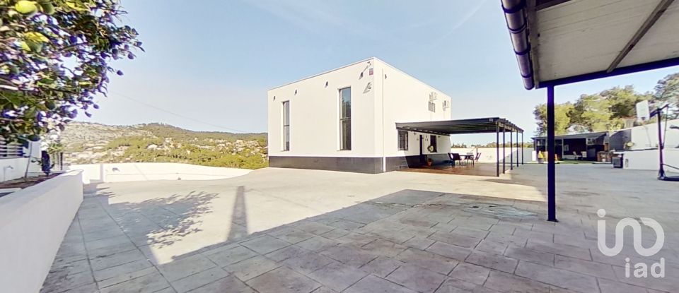 Casa 4 habitacions de 270 m² a Olesa de Bonesvalls (08795)