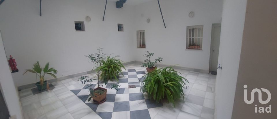 Apartment 1 bedroom of 60 m² in Cádiz (11002)
