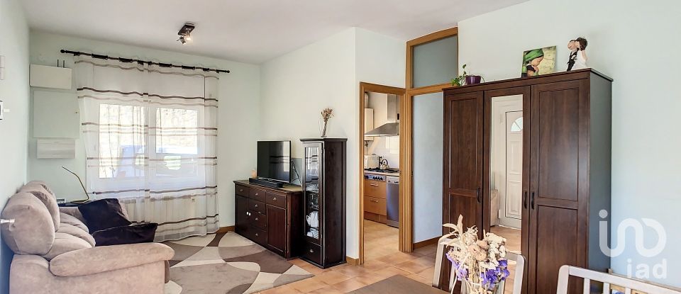 Casa 4 habitacions de 136 m² a Corbera de Llobregat (08757)