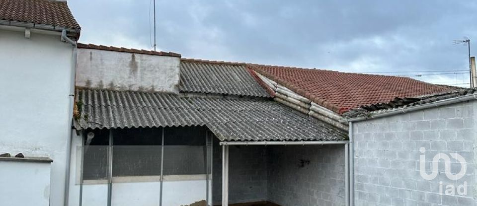 Casa de pueblo 8 habitaciones de 435 m² en Quintana de Raneros (24391)