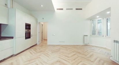 Appartement 1 chambre de 70 m² à Barcelona (08003)
