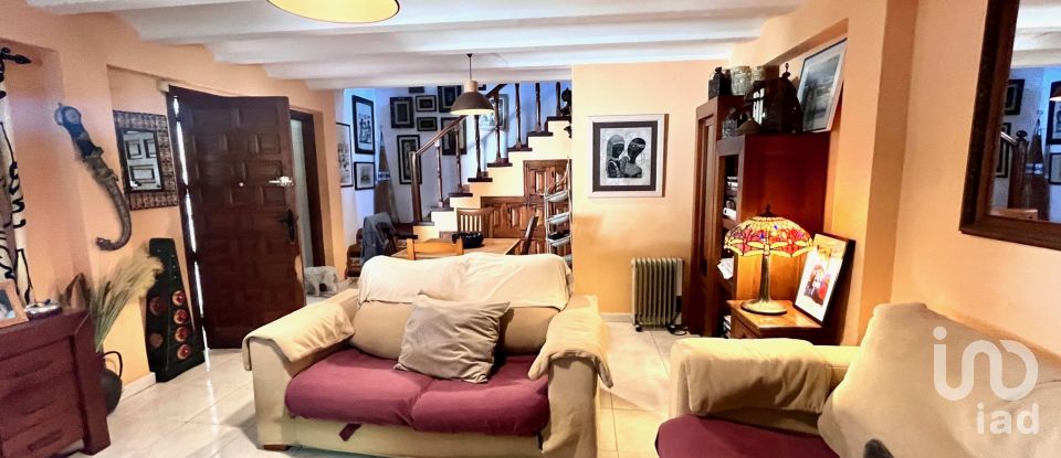 Cottage 4 bedrooms of 180 m² in Alcossebre (12579)