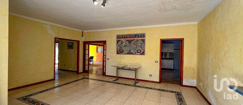 Gîte 6 chambres de 548 m² à San Isidro de Abona (38611)