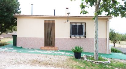 House 5 bedrooms of 225 m² in Sax (03630)