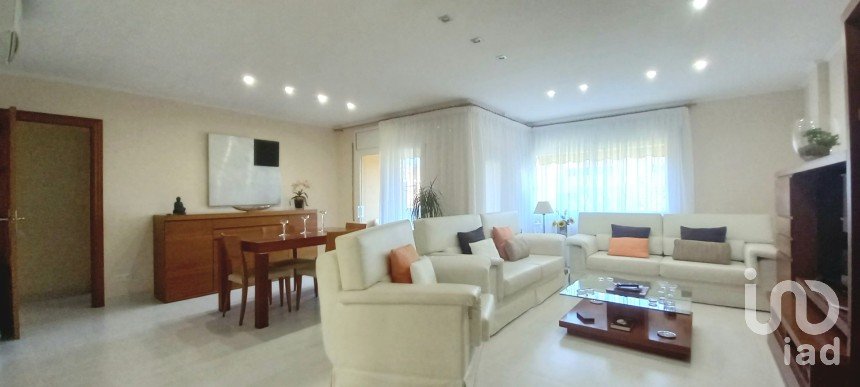Appartement 3 chambres de 115 m² à Arenys de Mar (08350)