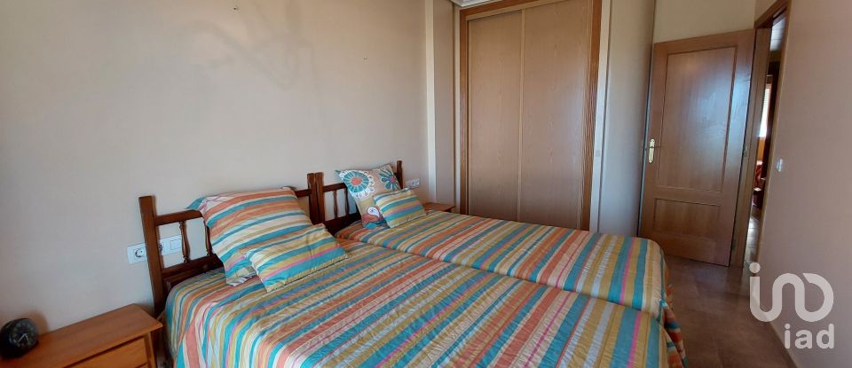 Vivienda 4 habitaciones de 209 m² en La Ribera de Cabanes (12595)