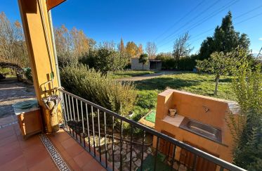 Country house 2 bedrooms of 180 m² in Villaquilambre (24193)