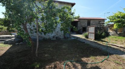 Lodge 3 bedrooms of 274 m² in Cangas (27437)