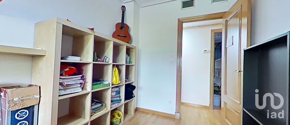 Piso 4 habitaciones de 107 m² en Zaragoza (50011)