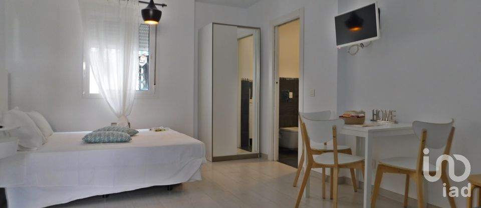 Edificio 7 habitaciones de 235 m² en Marbella (29601)
