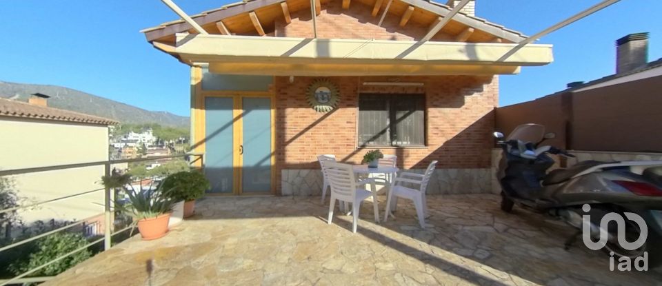 Casa 4 habitaciones de 265 m² en Castelldefels (08860)