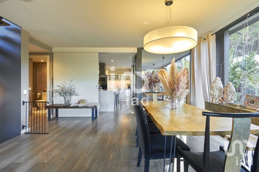 Casa 4 habitacions de 268 m² a Cervelló (08758)