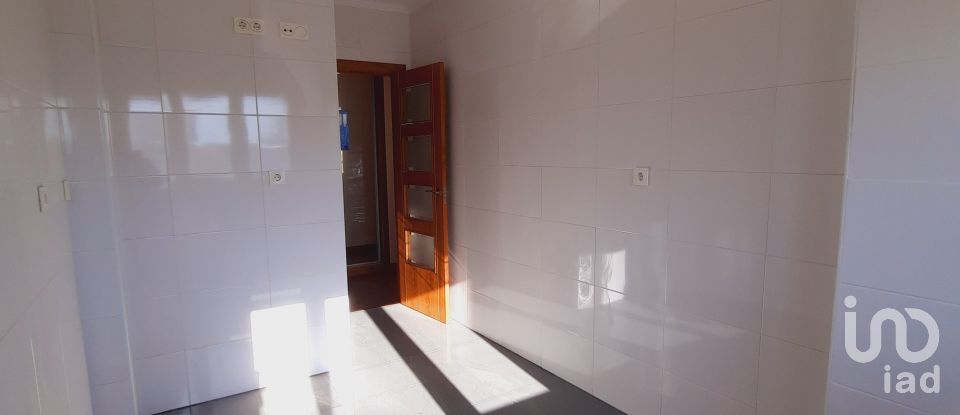 Piso 1 habitación de 66 m² en León (24005)
