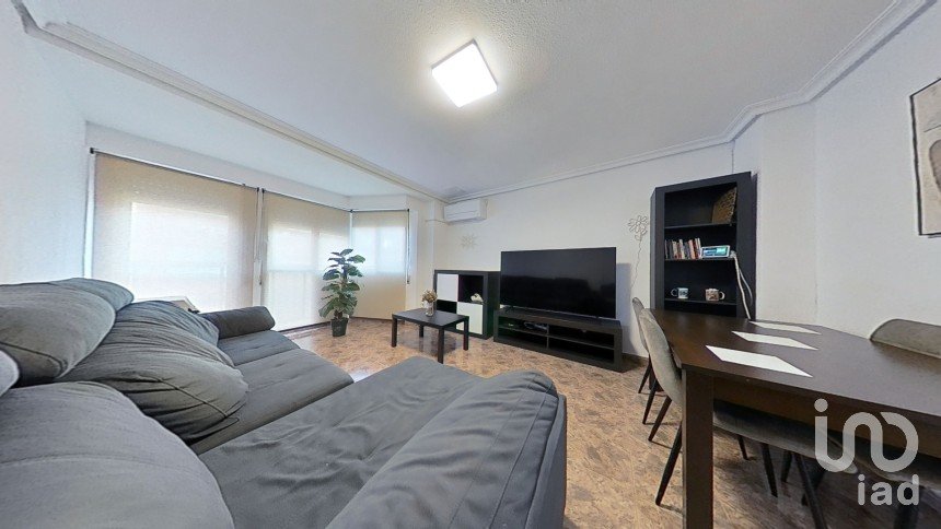 Apartment 3 bedrooms of 110 m² in Elx/Elche (03206)