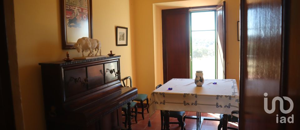 Casa de campo 9 habitaciones de 495 m² en Andújar (23740)