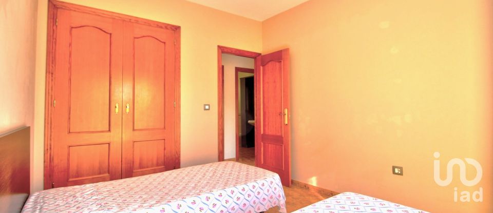 Casa 3 habitacions de 136 m² a Benimeli (03769)