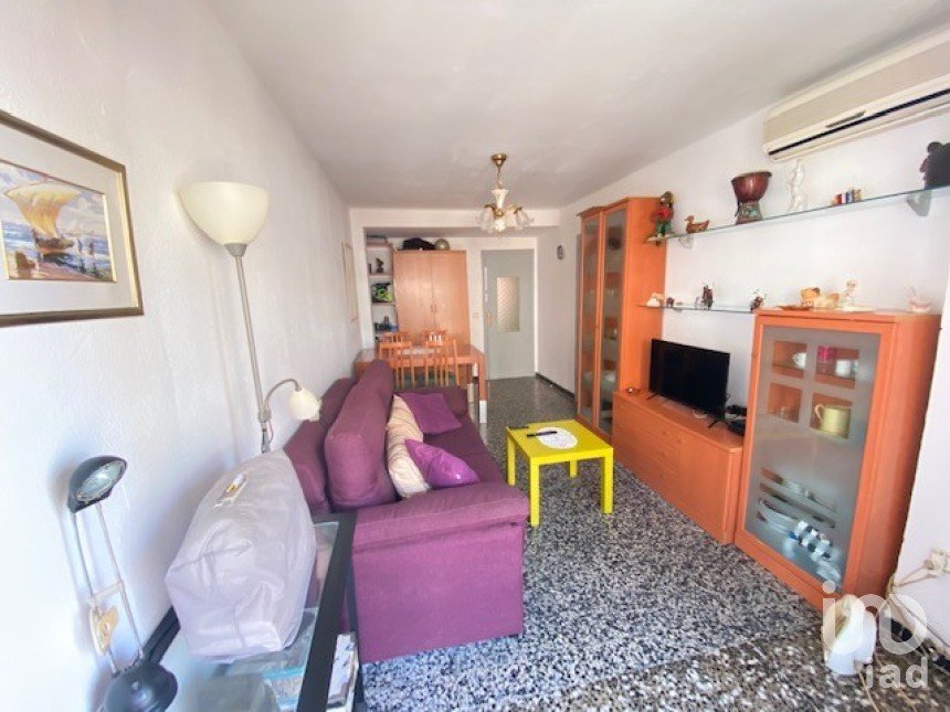 Appartement 2 chambres de 65 m² à Cambrils (43850)