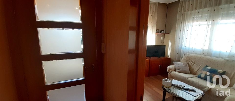 Casa 4 habitaciones de 89 m² en La Bañeza (24750)