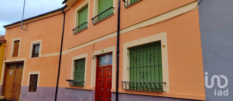 Casa 4 habitaciones de 438 m² en Santibañez de Valdeiglesias (24288)