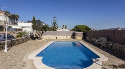 Casa 6 habitaciones de 300 m² en Sant Boi de Llobregat (08830)