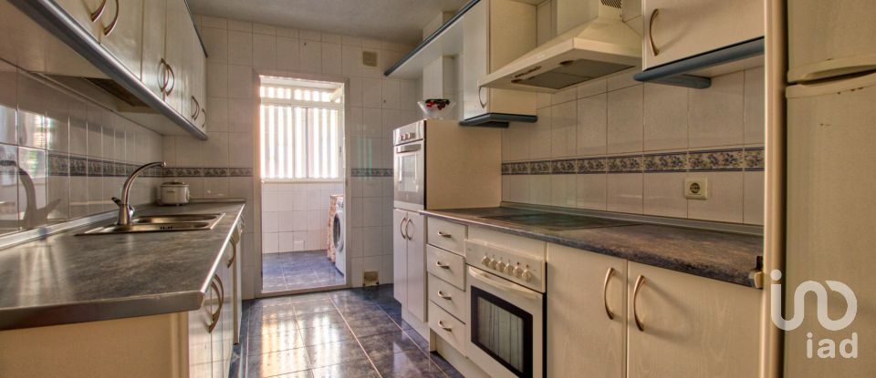 Pis 3 habitacions de 107 m² a Vélez-Málaga (29700)