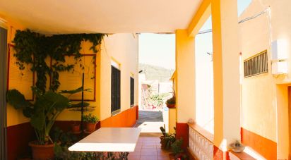 Casa rural 7 habitaciones de 155 m² en La Bisbal del Penedès (43717)