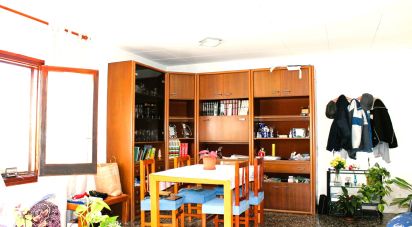 Casa rural 7 habitaciones de 155 m² en La Bisbal del Penedès (43717)