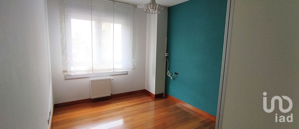 Appartement 3 chambres de 105 m² à Bermeo (48370)