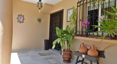 Cottage 4 bedrooms of 493 m² in Marbella (29601)