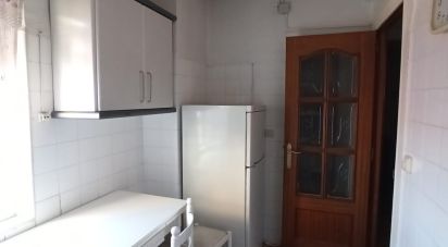 Appartement 4 chambres de 77 m² à León (24003)